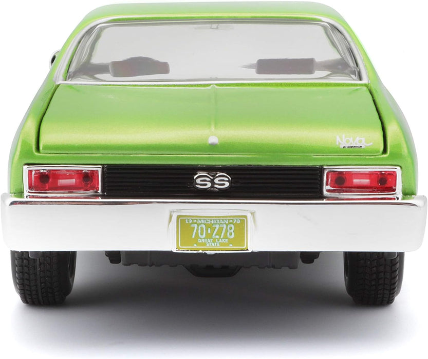 Maisto 1970 Chevrolet Nova SS Car