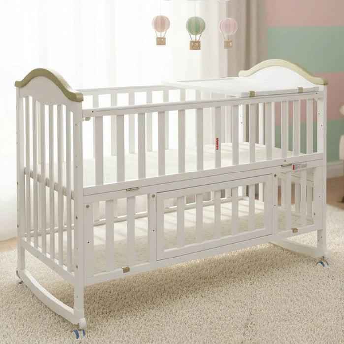 Sturdy Design Rotating Wheels Baby Cot