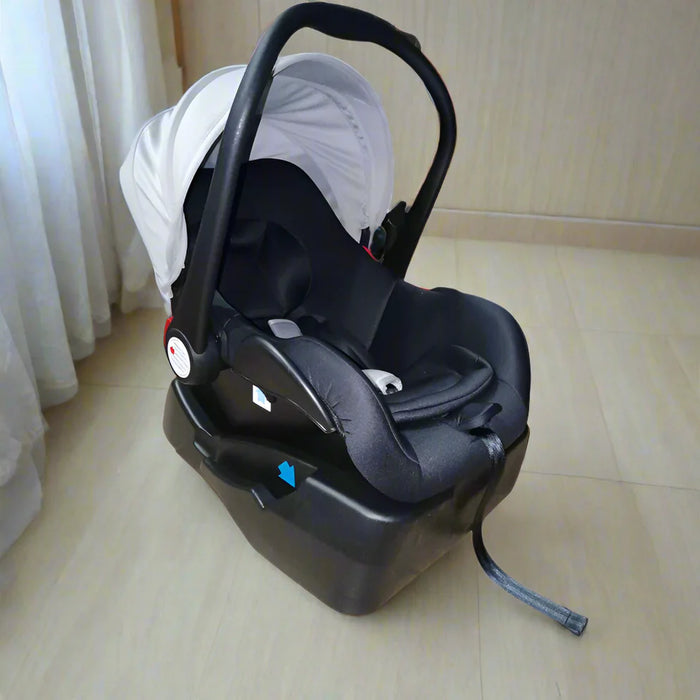 Sturdy Design Baby Carry Cot