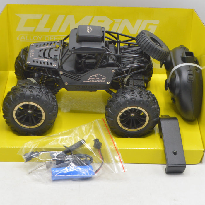 RC Climbing Off-Road Vehicle with HD Camera