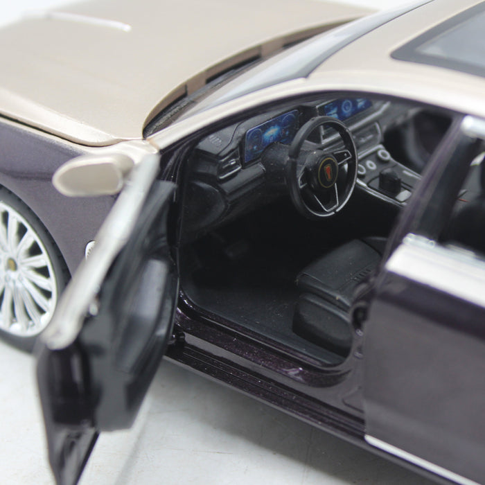 Diecast HONGQI H9 Luxury Car with Light & Sound