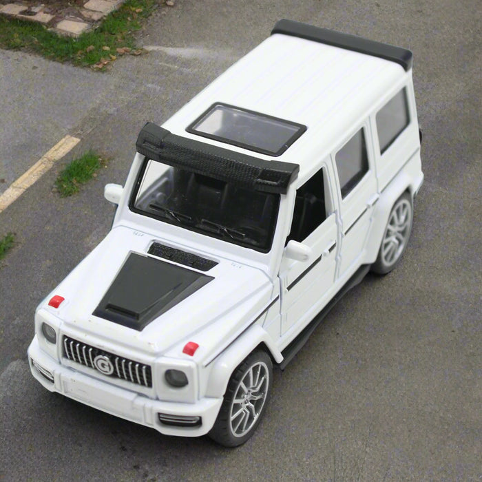 Diecast Mercedes Benz-G Class Car with Light & Sound