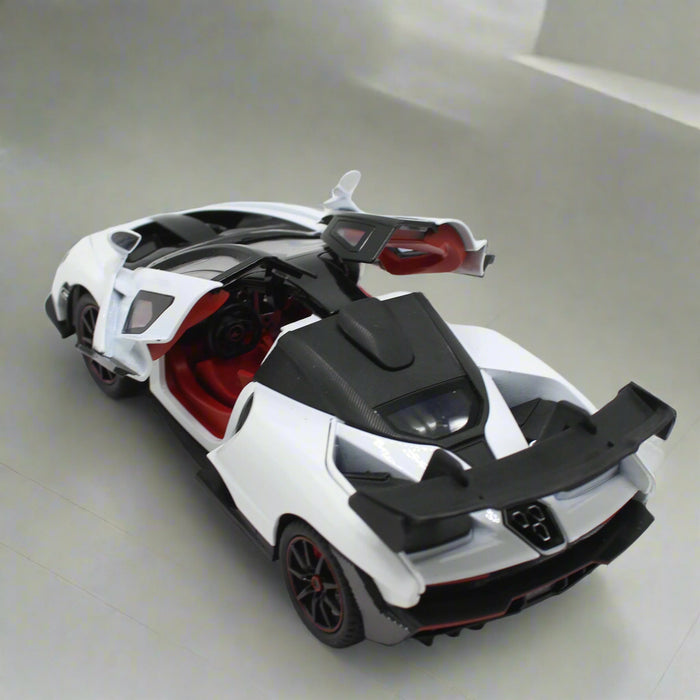 Diecast McLaren Senna GTR Car with Light & Sound