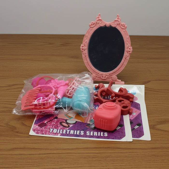 2 in 1 Transformer Beauty Box Set of  29 Pieces