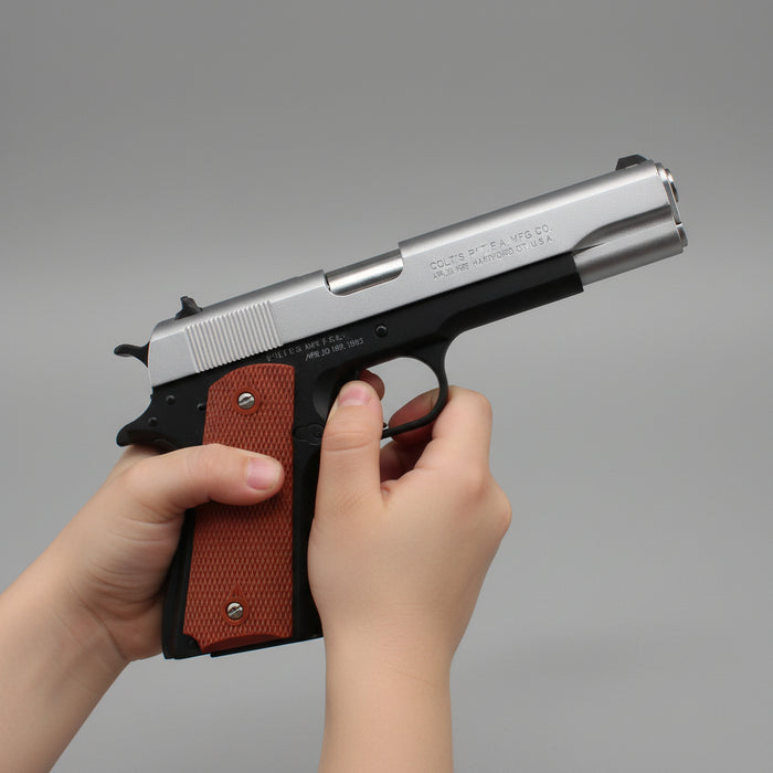 Shooting Metal Gun