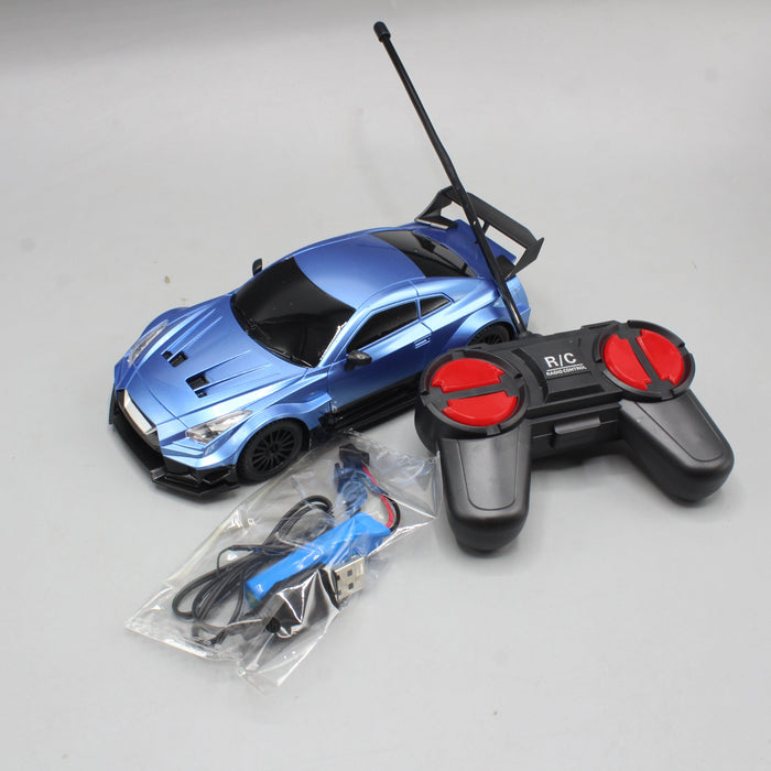 Srong Power Drifting RC Car with Light