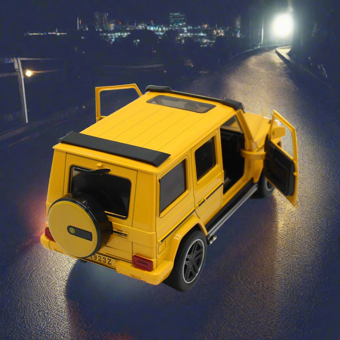 Diecast Mercedes Benz with Light & Sound