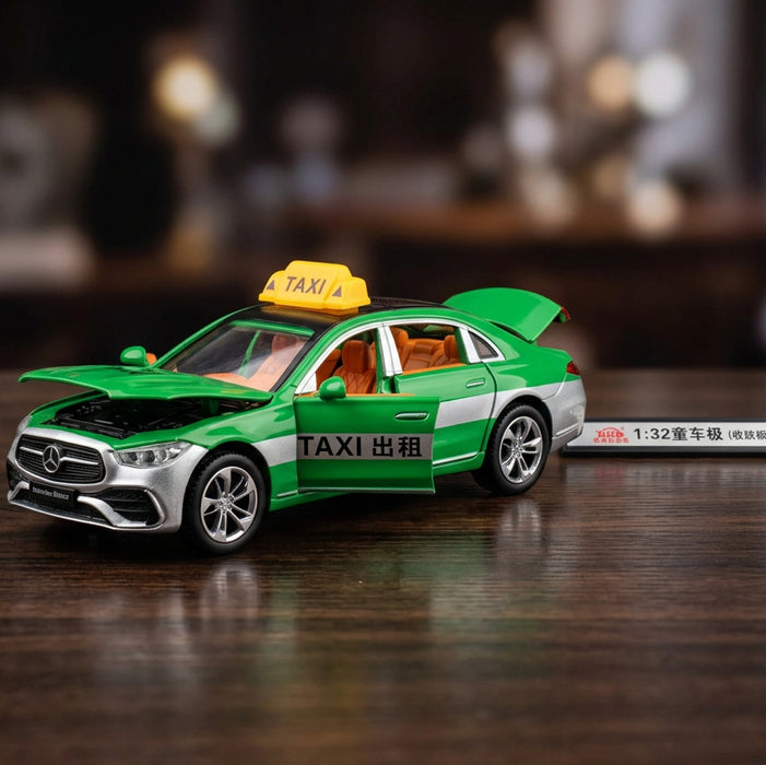 Diecast Mercedez-Benz E300L Taxi