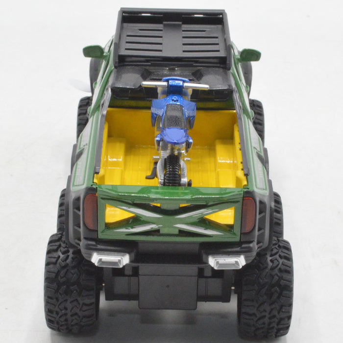 Diecast Mercedes Truck with Light & Sound