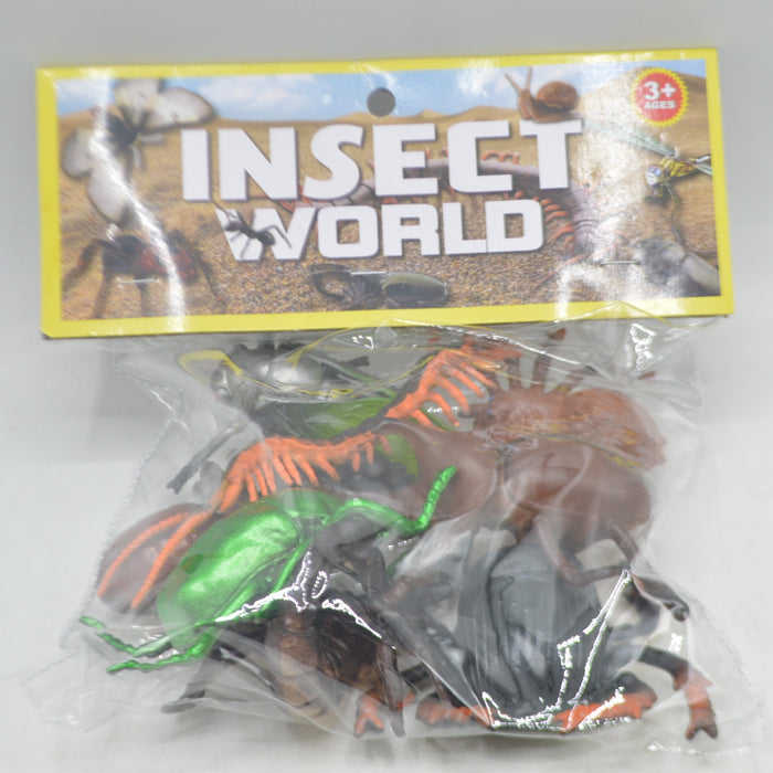 Insects World Pack of 8