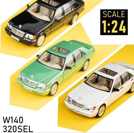 Diecast Mercedes Benz W140 Car with Light & Sound