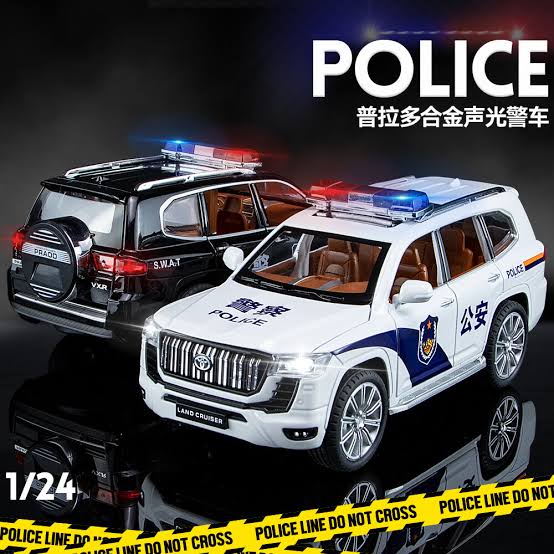 Diecast Toyota Prado Police Car with Light & Sound
