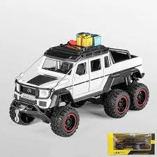 Diecast Land Rover Deffender 6x6 Jeep with Light & Sound