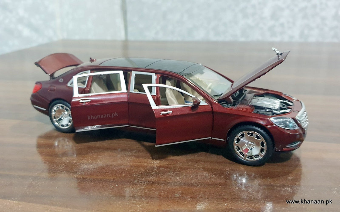 Mercedes Maybach Diecast With Lights and Sound 1:24 Scale Assorted Colors