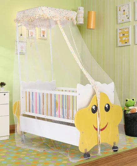 Cute Star Theme Baby Wooden Cot