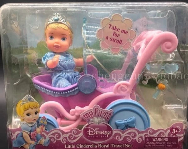 Disney Little Cinderella Royal Travel Set 75224