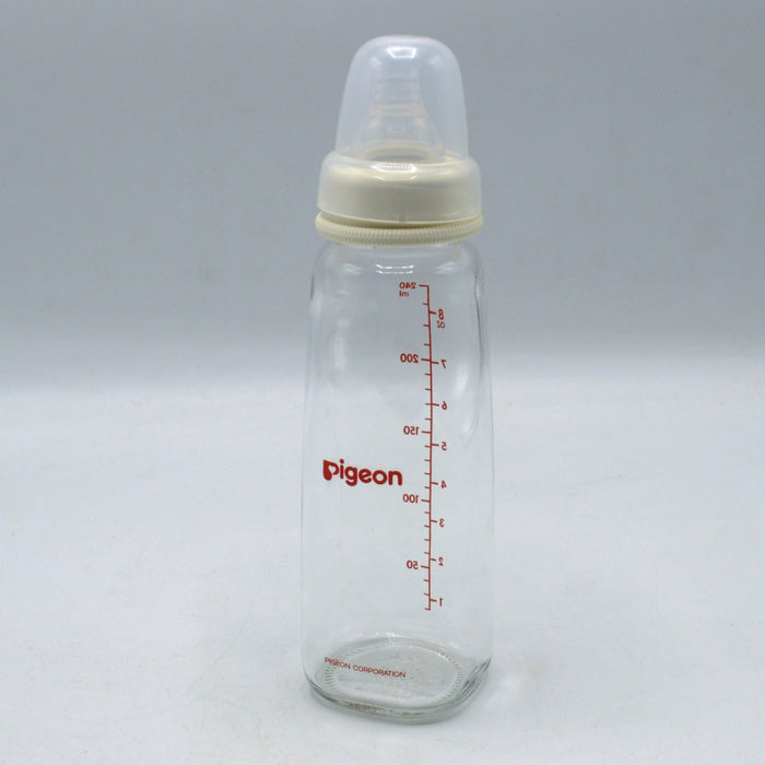 Pigeon Flexible Glass Feeding Bottle 240 ml / 8 Oz